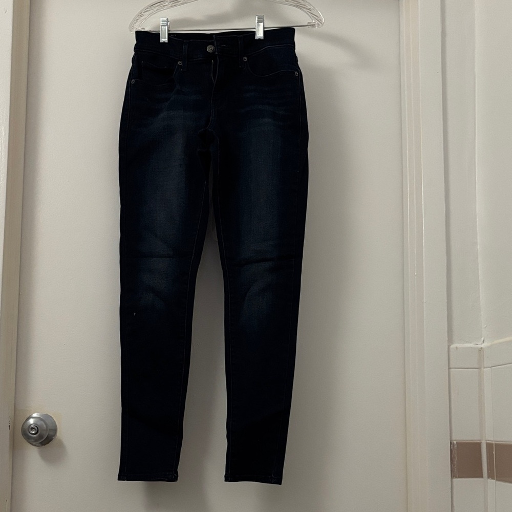 Levi's Women's Dark Blue Skinny Jeans
